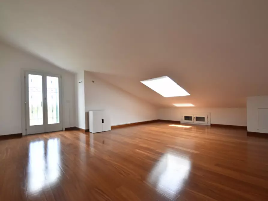 Immagine 23 di Casa bifamiliare in vendita  in Località Ca' di Mezzo 159 a Bussolengo