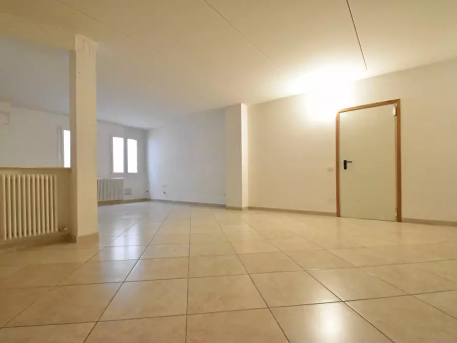 Immagine 35 di Casa bifamiliare in vendita  in Località Ca' di Mezzo 159 a Bussolengo