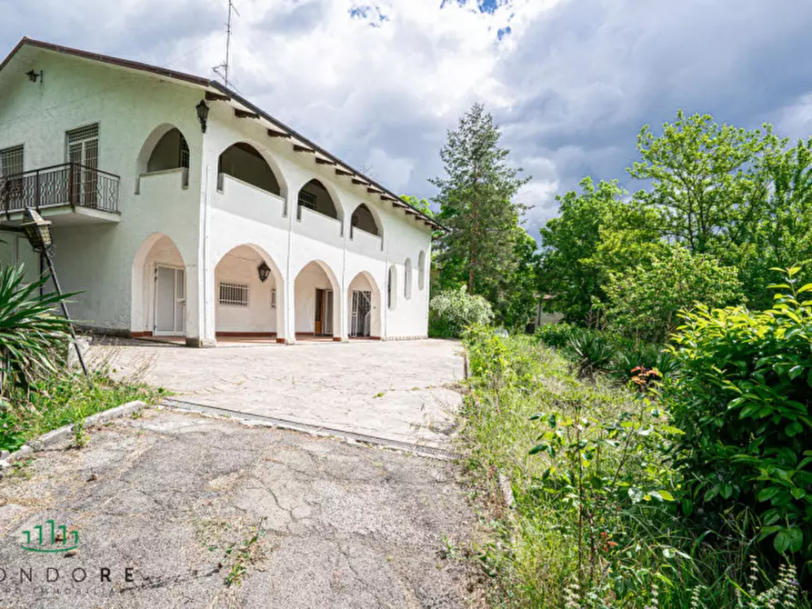 Immagine 1 di Villa in vendita  in VIA DI VITTORIO a Monte San Pietro
