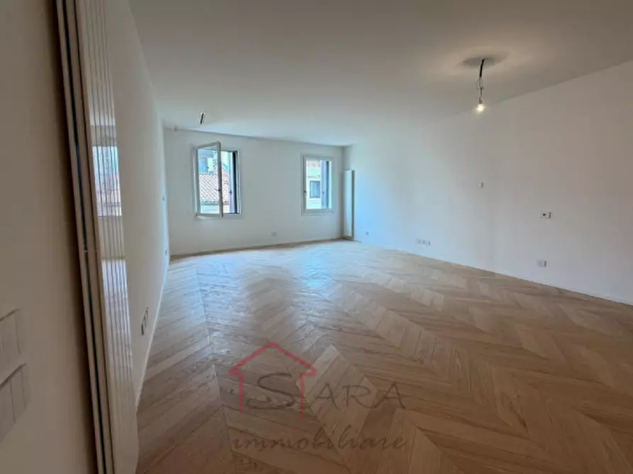 Immagine 2 di Appartamento in vendita  in Via Emanuele Filiberto di Savoia a Padova