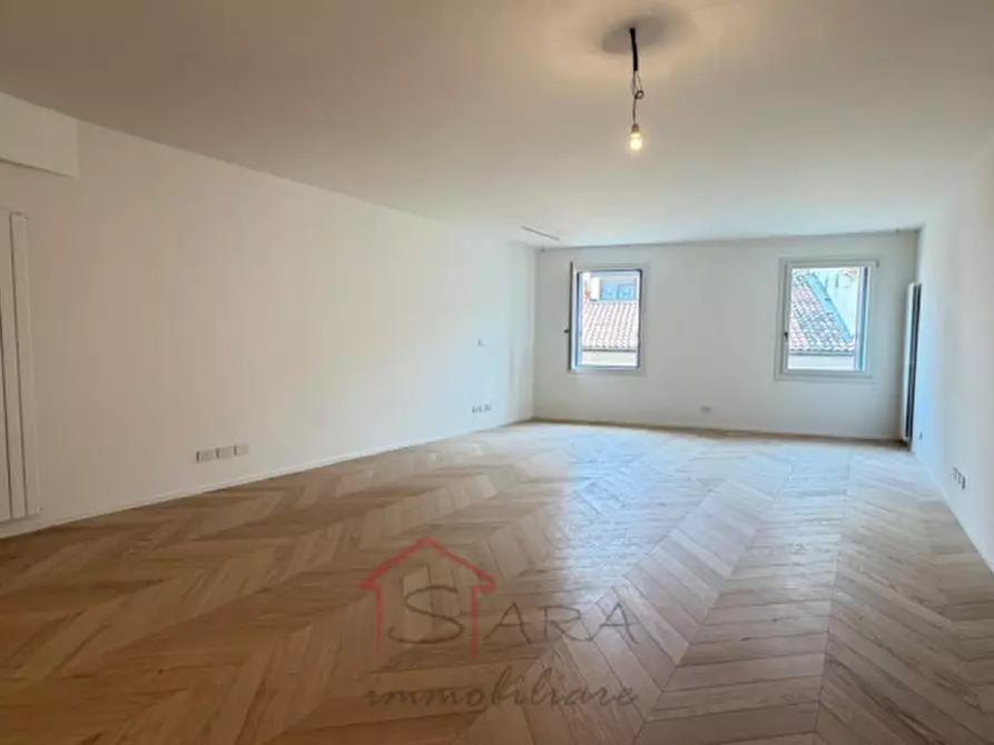 Immagine 3 di Appartamento in vendita  in Via Emanuele Filiberto di Savoia a Padova