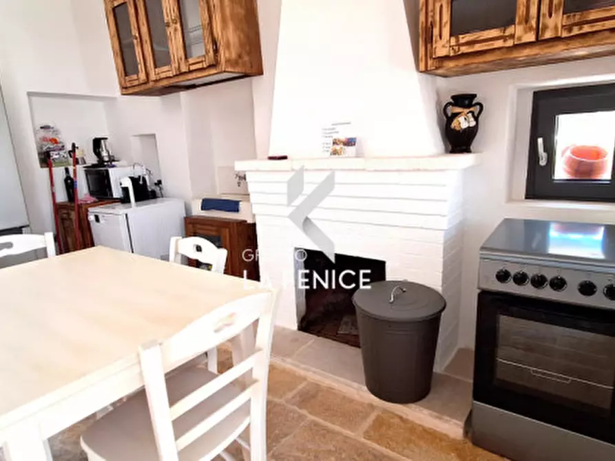 Immagine 44 di Rustico / casale in vendita  in C.da chiafele a Locorotondo
