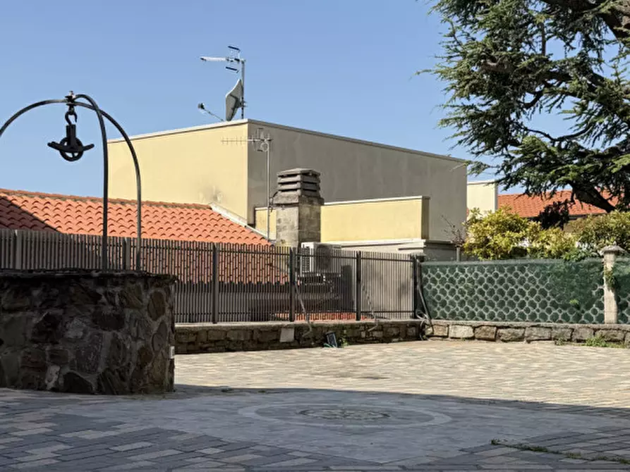 Immagine 6 di Villa in vendita  in Via Giuseppe Bernardino Bison 6 a Trieste