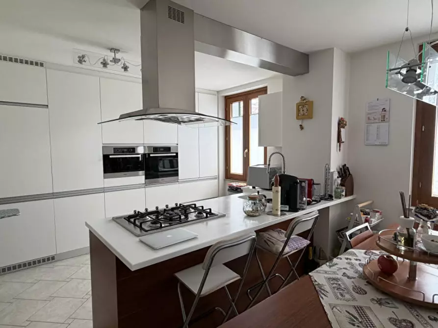 Immagine 12 di Villa in vendita  in Via Giuseppe Bernardino Bison 6 a Trieste
