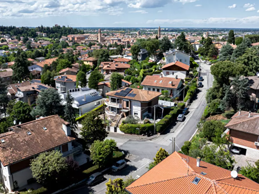 Immagine 6 di Casa bifamiliare in vendita  in VIA BOGONI a Cesena