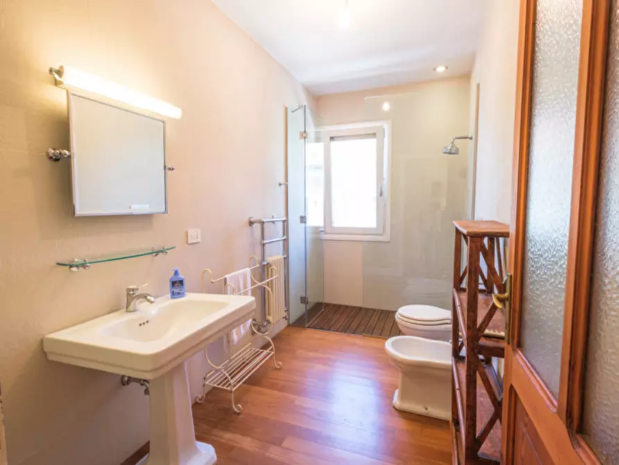 Immagine 17 di Casa bifamiliare in vendita  in VIA BOGONI a Cesena