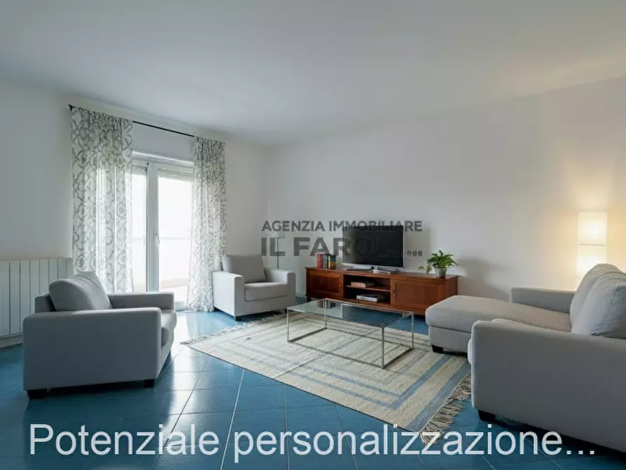 Immagine 2 di Appartamento in vendita  in Via Filippo Turati a La Maddalena
