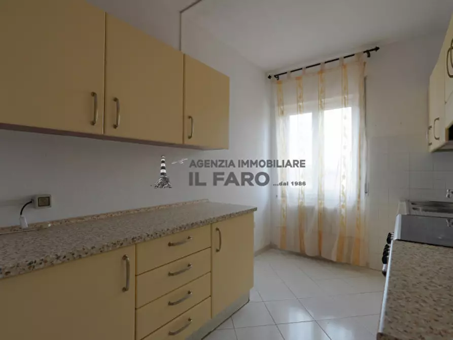 Immagine 8 di Appartamento in vendita  in Via Filippo Turati a La Maddalena