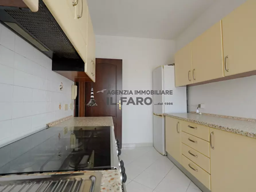 Immagine 11 di Appartamento in vendita  in Via Filippo Turati a La Maddalena