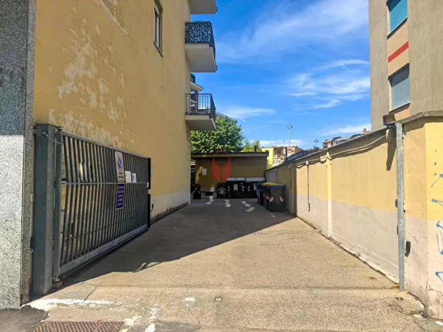 Immagine 3 di Garage in vendita  in Corso Siracusa 182 a Torino