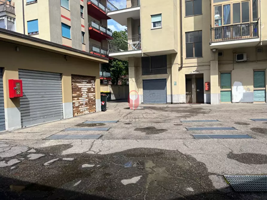 Immagine 6 di Garage in vendita  in Corso Siracusa 182 a Torino