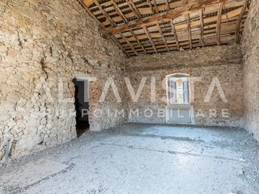 Immagine 26 di Rustico / casale in vendita  in Via Santine a Calvagese Della Riviera