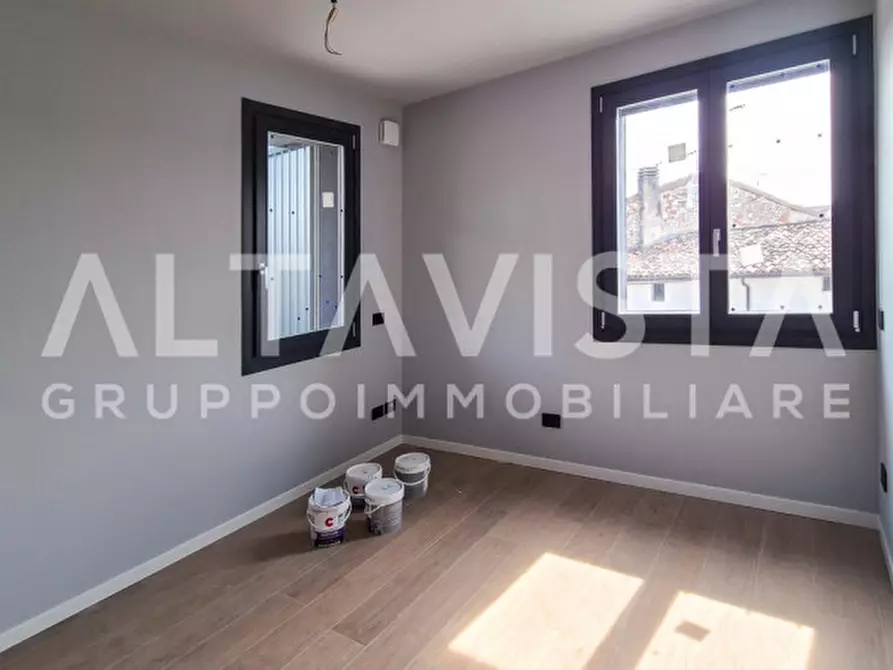 Immagine 5 di Appartamento in vendita  in Via Cesare Battisti a Polpenazze Del Garda