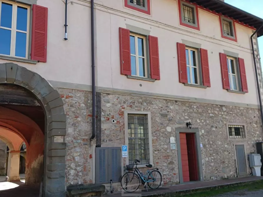Immagine 1 di Appartamento in vendita  in Via San Pietro a Iseo