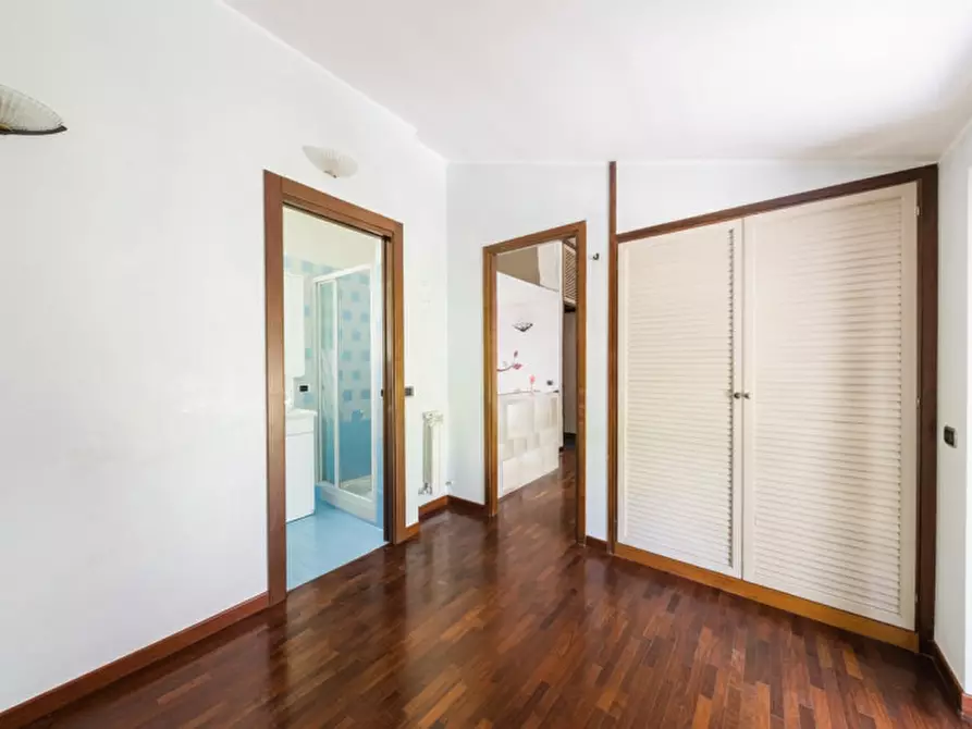 Immagine 10 di Appartamento in vendita  in Via Ernesto Basile 68 a Roma