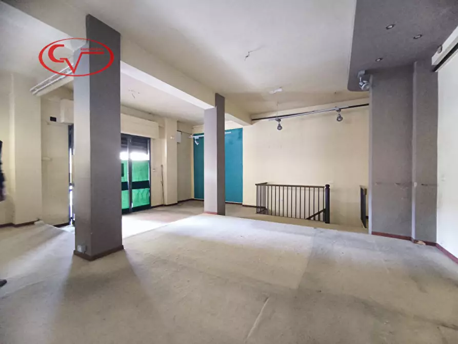 Immagine 5 di Negozio in affitto  in Piazza della Libertà a San Giovanni Valdarno