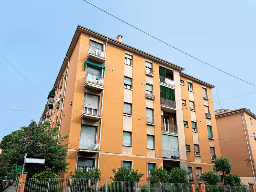 Immagine 5 di Appartamento in vendita  in Via Giuseppe Dagnini a Bologna