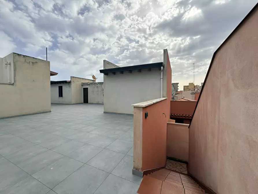 Immagine 2 di Appartamento in vendita  in VIA RAFFAELE COLOSI a Milazzo