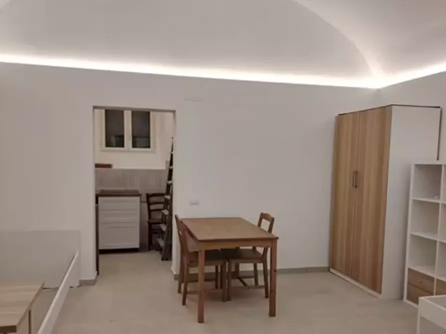 Immagine 1 di Appartamento in affitto  in Salita Ritiro della Purità 45 a Napoli