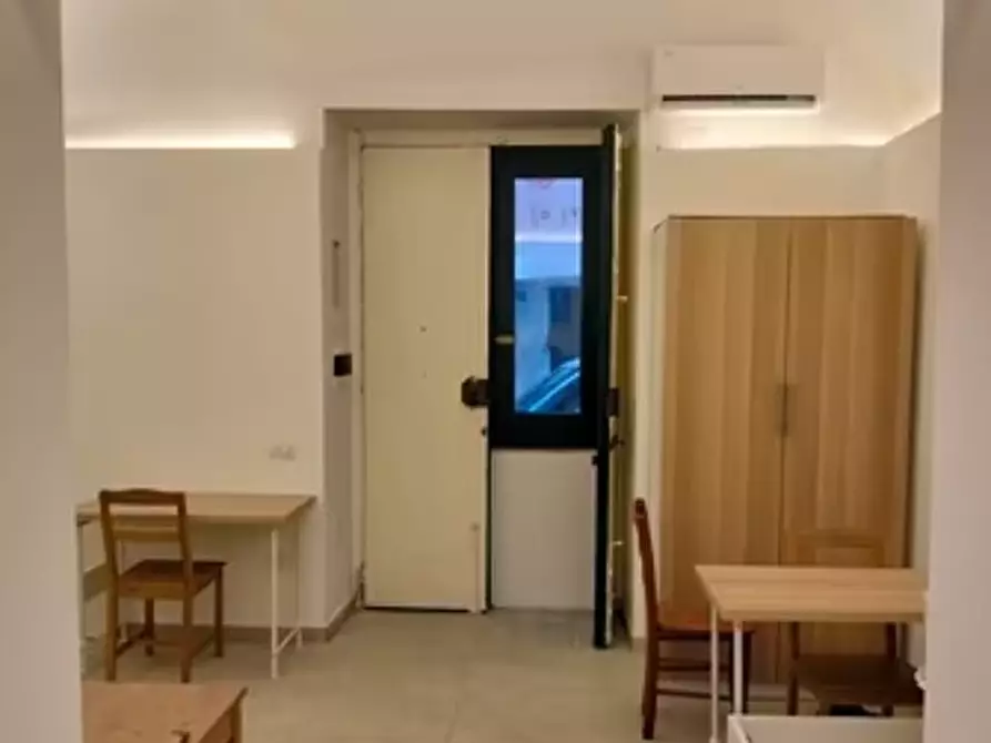 Immagine 3 di Appartamento in affitto  in Salita Ritiro della Purità 45 a Napoli