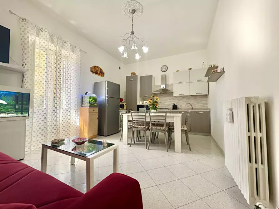 Immagine 1 di Appartamento in vendita  in via Basento 24 a Lecce