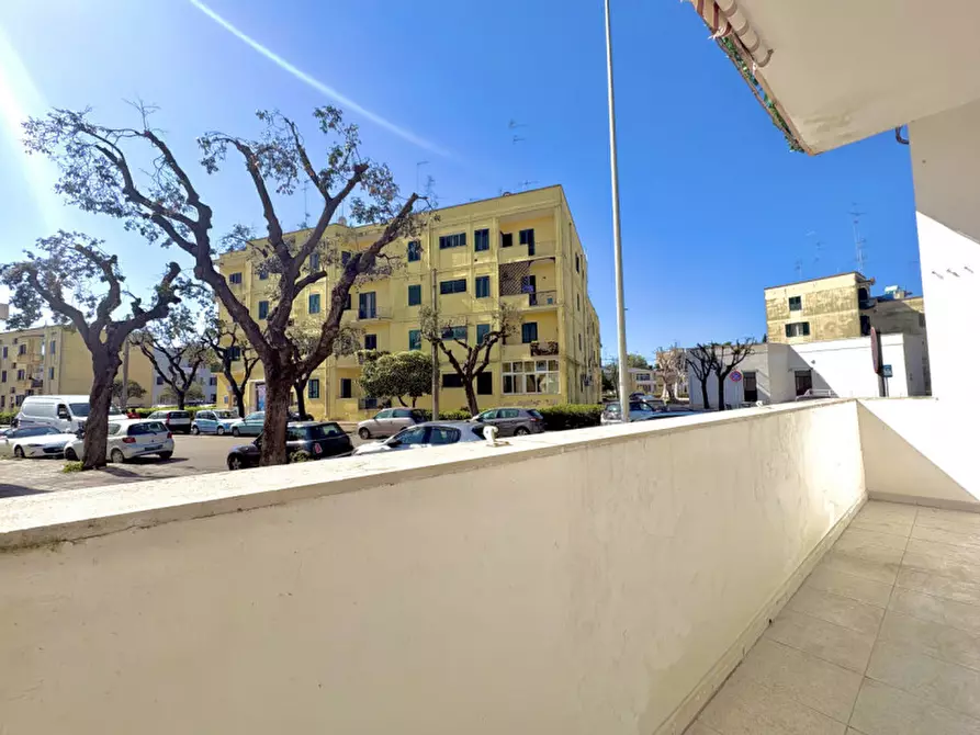 Immagine 5 di Appartamento in vendita  in via Basento 24 a Lecce
