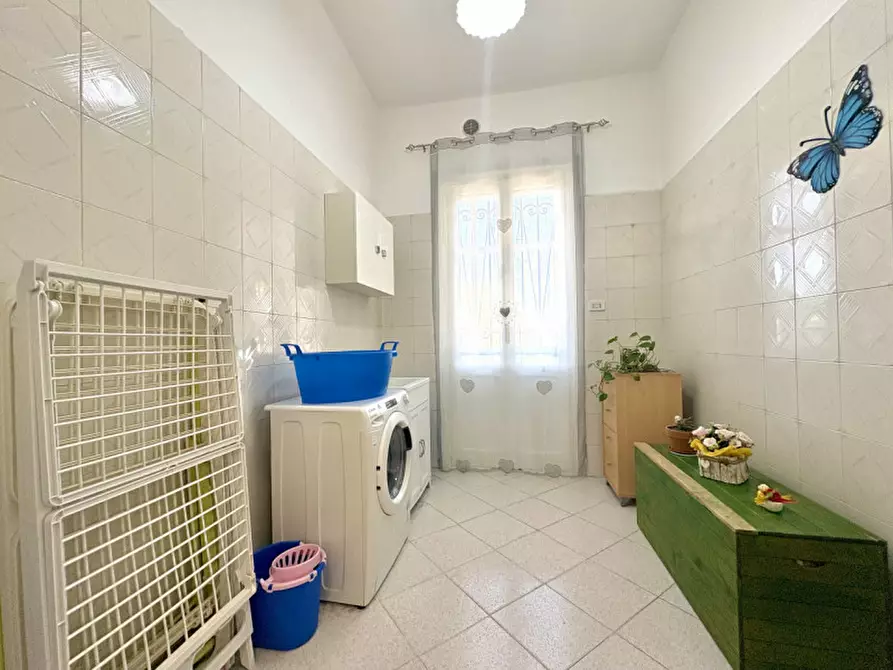 Immagine 6 di Appartamento in vendita  in via Basento 24 a Lecce