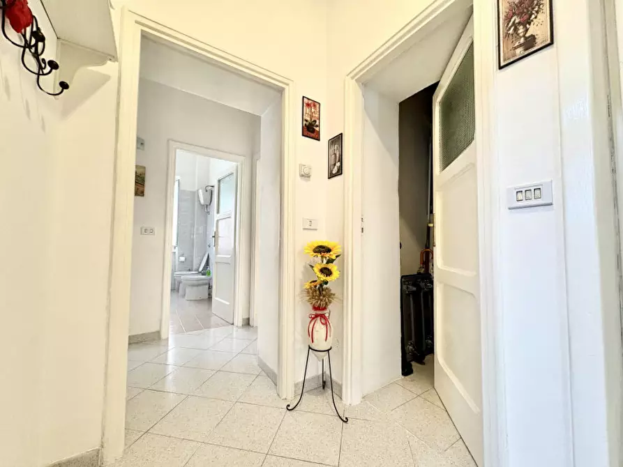 Immagine 8 di Appartamento in vendita  in via Basento 24 a Lecce
