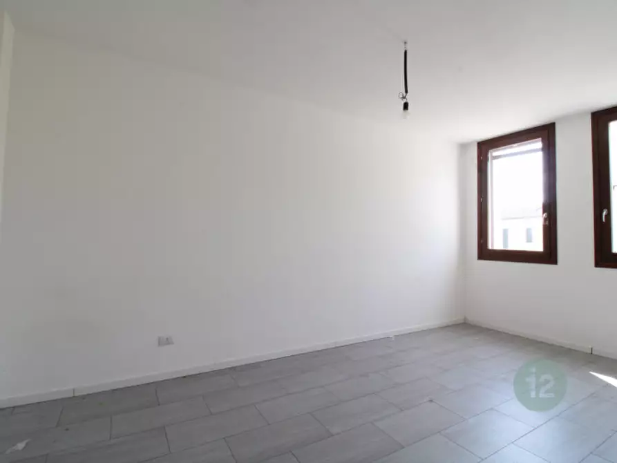 Immagine 29 di Villetta a schiera in vendita  in Via Cantone a San Giacomo Delle Segnate