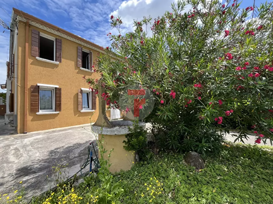 Immagine 2 di Casa bifamiliare in vendita  in Viale Fausto Coppi a Padova