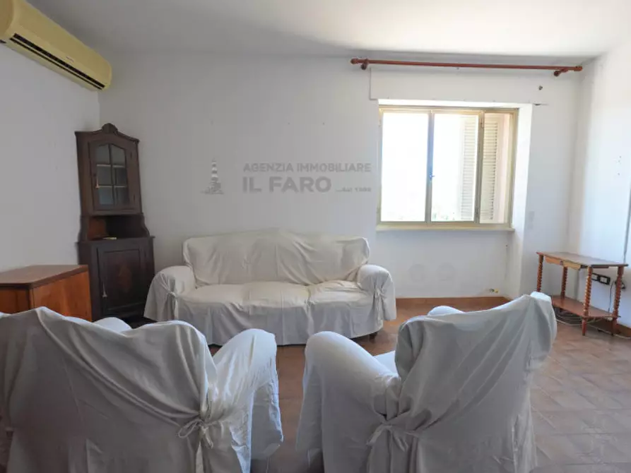 Immagine 21 di Villa in vendita  in Via Indipendenza a La Maddalena