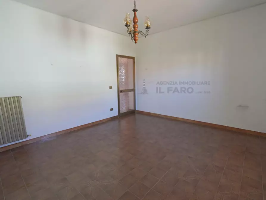 Immagine 34 di Villa in vendita  in Via Indipendenza a La Maddalena