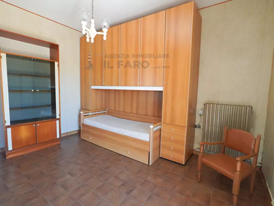 Immagine 36 di Villa in vendita  in Via Indipendenza a La Maddalena