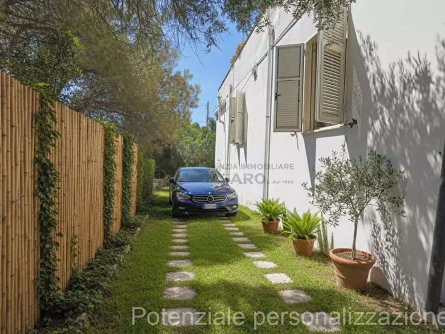 Immagine 44 di Villa in vendita  in Via Indipendenza a La Maddalena