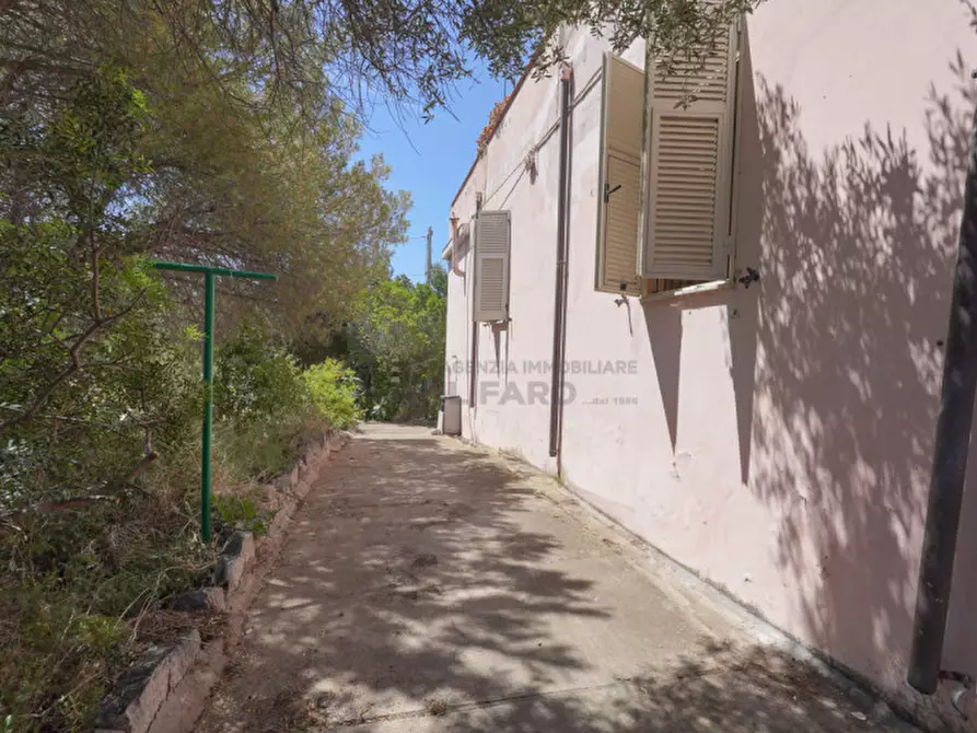 Immagine 45 di Villa in vendita  in Via Indipendenza a La Maddalena