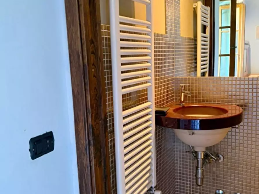 Immagine 16 di Casa indipendente in vendita  a Terranuova Bracciolini