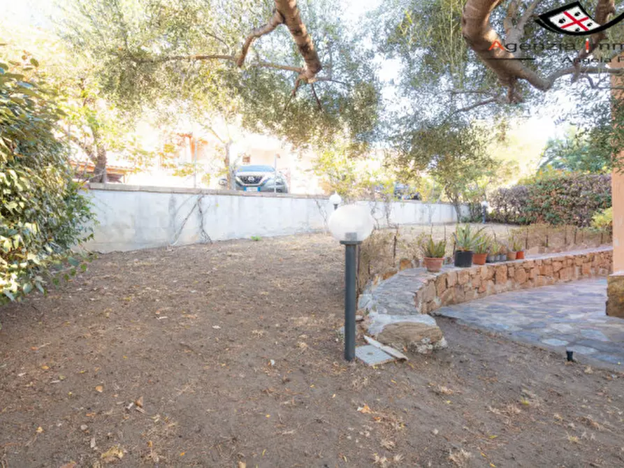 Immagine 36 di Casa indipendente in vendita  in via Ettore a Budoni