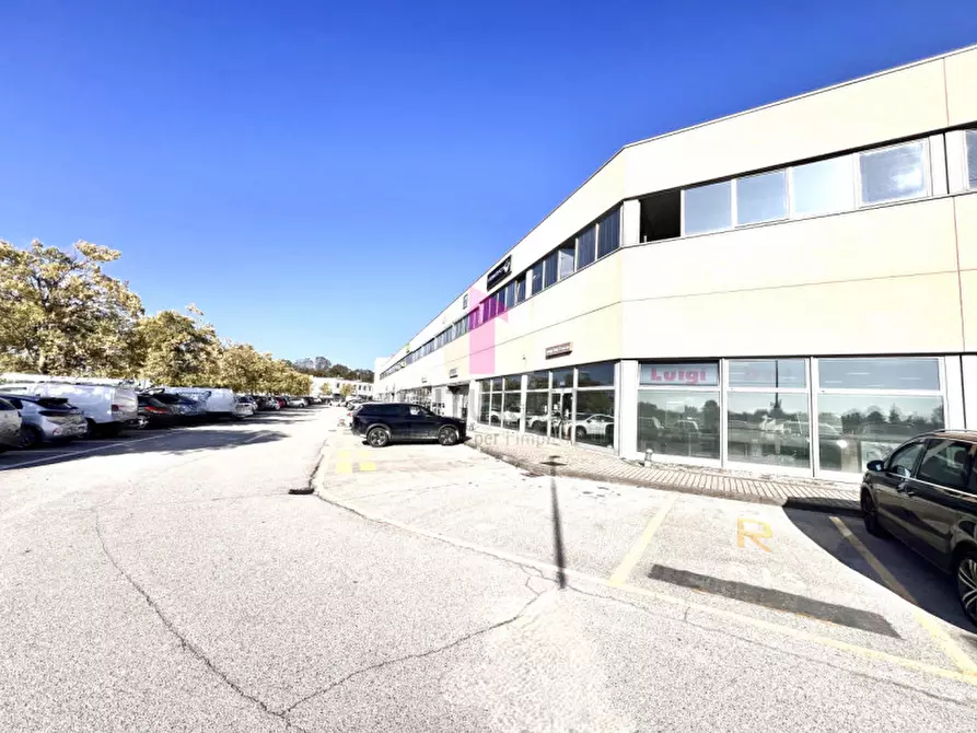 Immagine 2 di Ufficio in vendita  in via zamenhof 1 a Vicenza