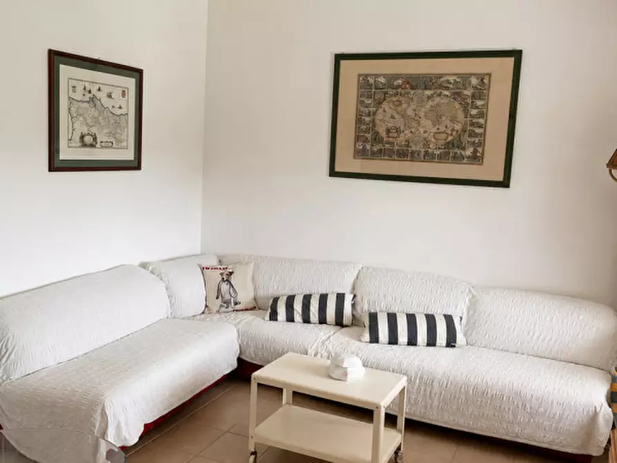 Immagine 3 di Villa in affitto  in Via Tre Pesci a Ladispoli