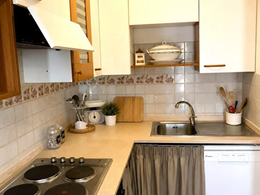 Immagine 8 di Villa in affitto  in Via Tre Pesci a Ladispoli