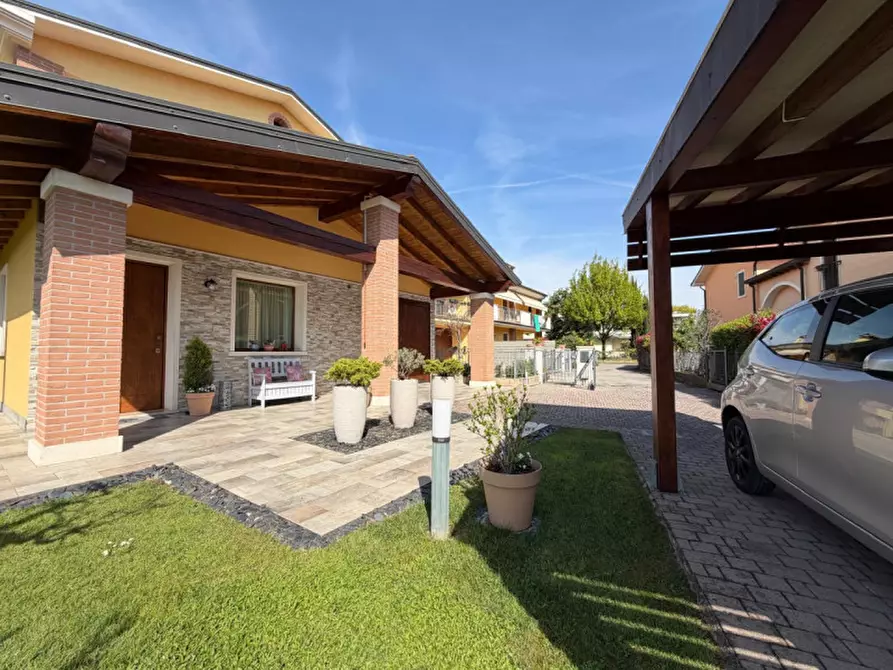 Immagine 24 di Villetta a schiera in vendita  in v. A. Palladio a Bolzano Vicentino