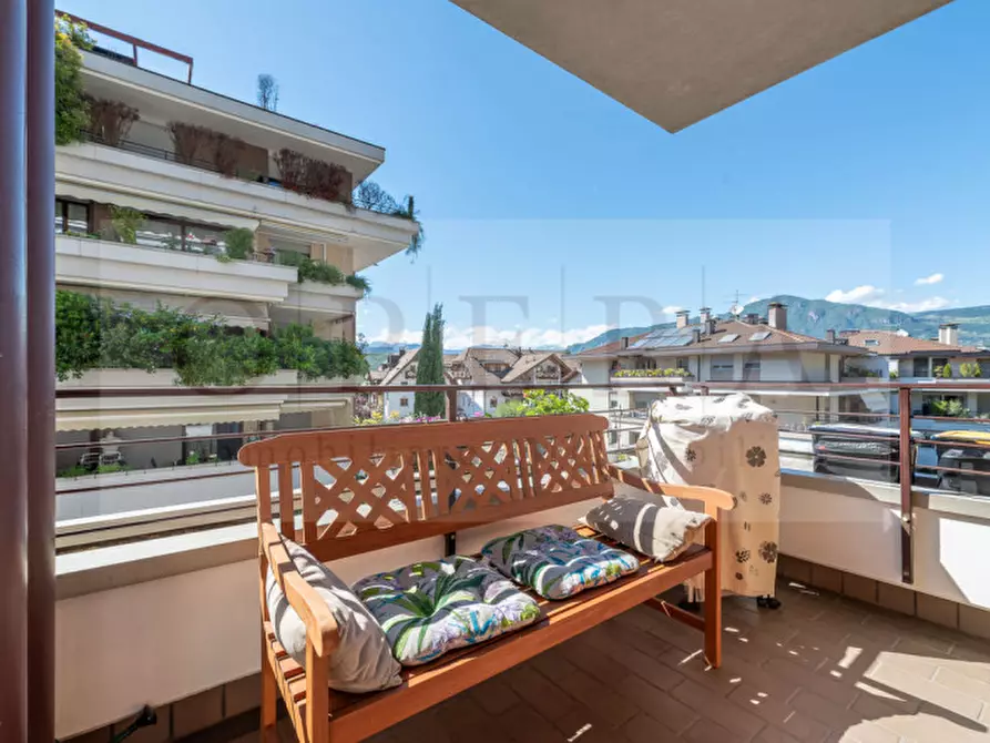 Immagine 1 di Appartamento in vendita  in Via Max Valier - Max-Valier-Straße a Laives .Leifers.