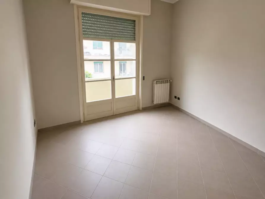 Immagine 10 di Appartamento in vendita  in Via Lazzaro De Maestri a Savona