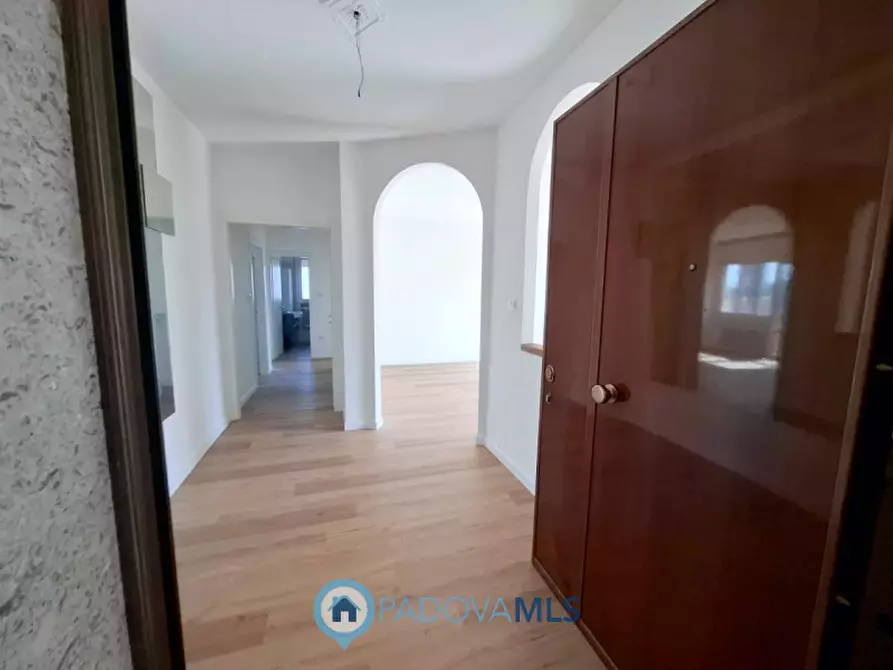 Immagine 5 di Appartamento in vendita  in Via Girolamo Forabosco a Padova