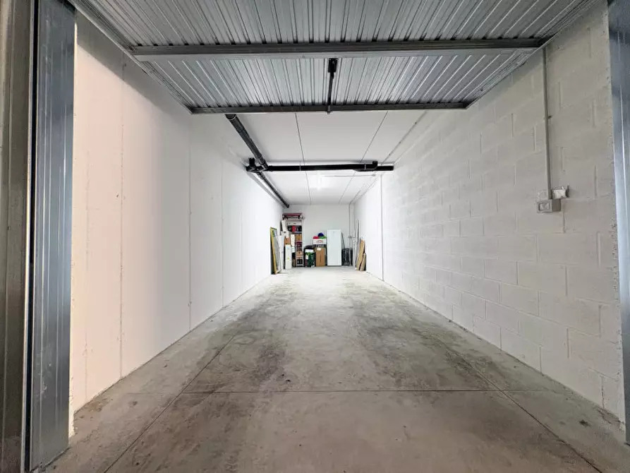 Immagine 25 di Appartamento in vendita  in via val leogra 42 a Thiene
