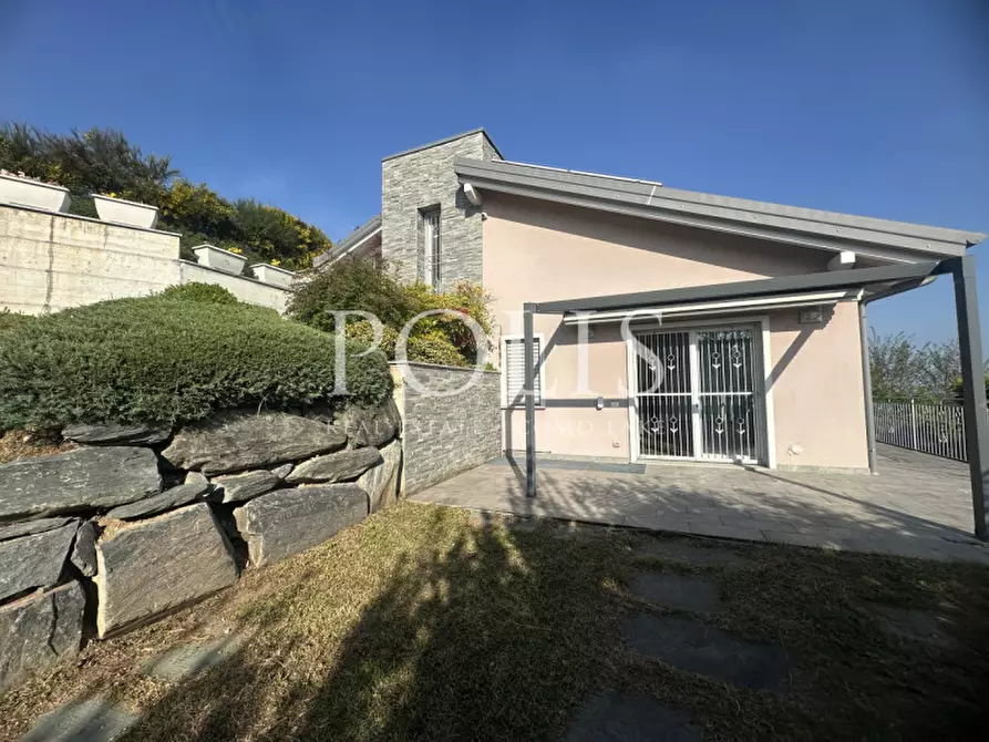 Immagine 7 di Villa in vendita  in VIA SAN MAMETTE a Oltrona Di San Mamette