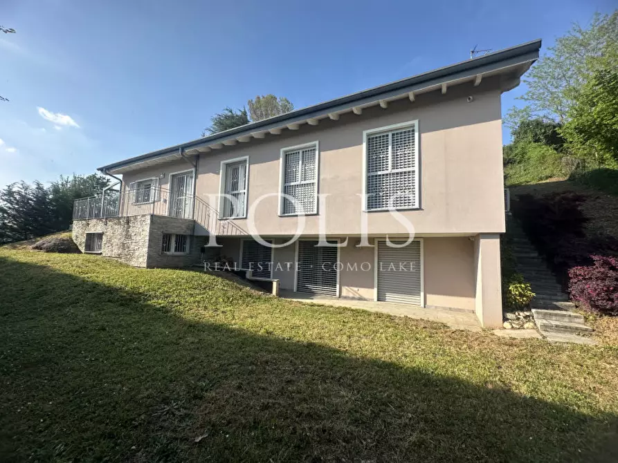 Immagine 10 di Villa in vendita  in VIA SAN MAMETTE a Oltrona Di San Mamette
