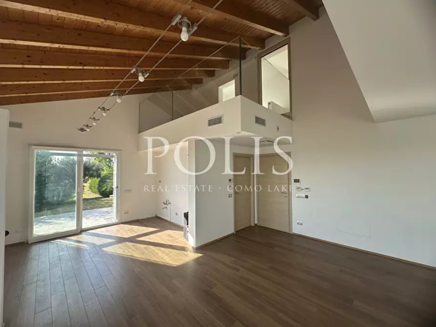 Immagine 19 di Villa in vendita  in VIA SAN MAMETTE a Oltrona Di San Mamette