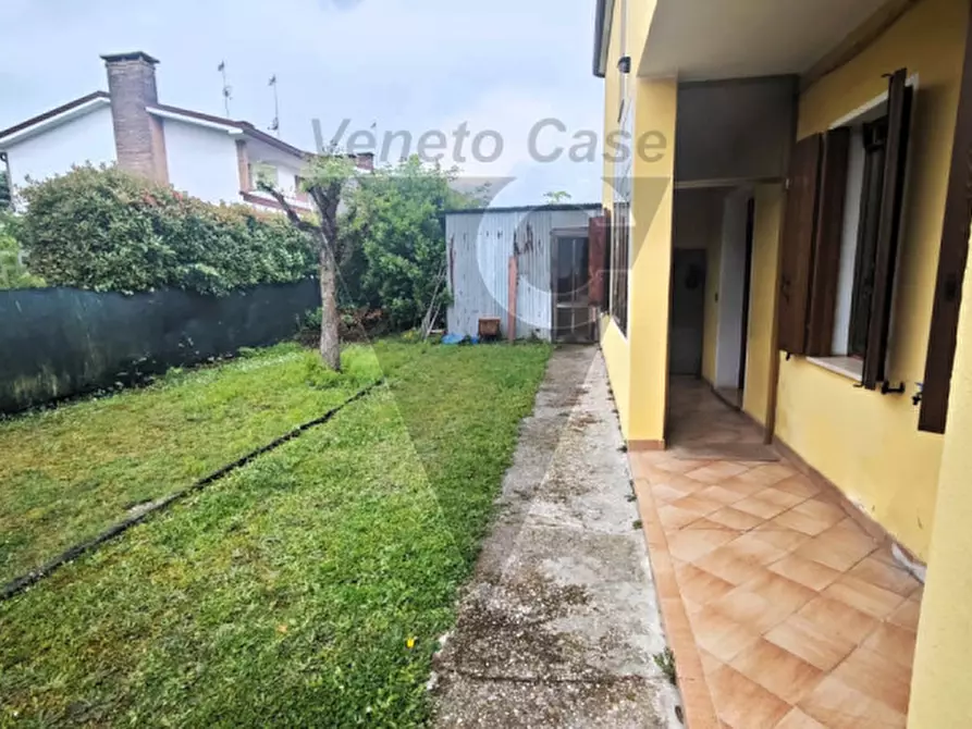 Immagine 8 di Casa indipendente in vendita  in Via Venezia a Saonara
