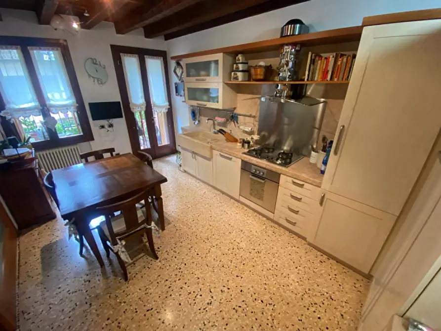 Immagine 11 di Casa bifamiliare in vendita  in Contrà Mure San Domenico a Vicenza